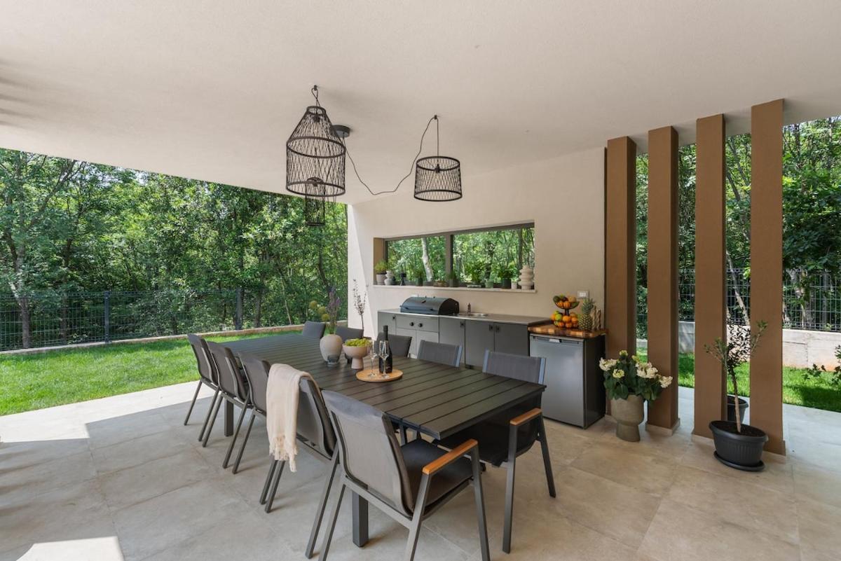 Luxury Forest With Heated Pool In Istria Villa Umag