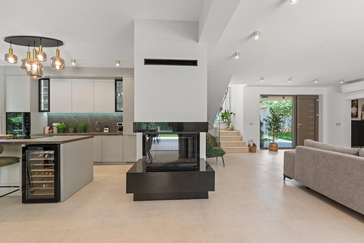 Villa Luxury Forest With Heated Pool In Istria