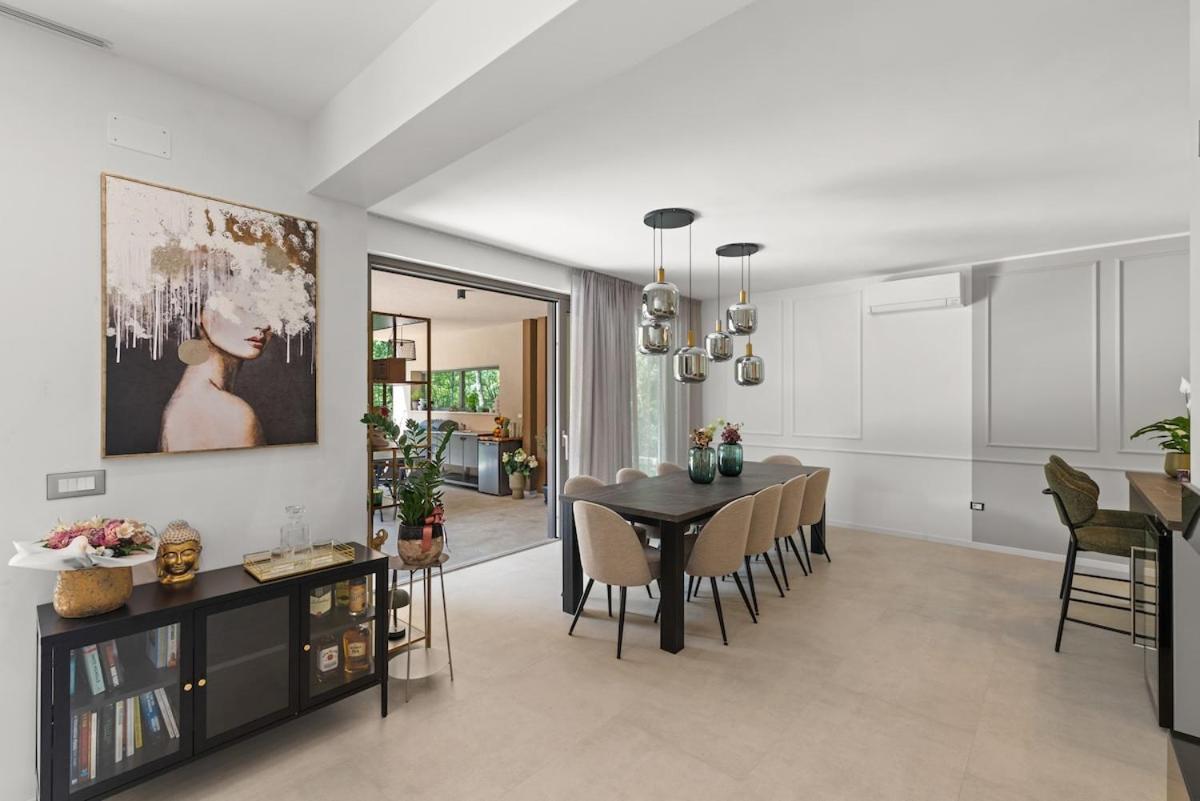 Villa Luxury Forest With Heated Pool In Istria Umag