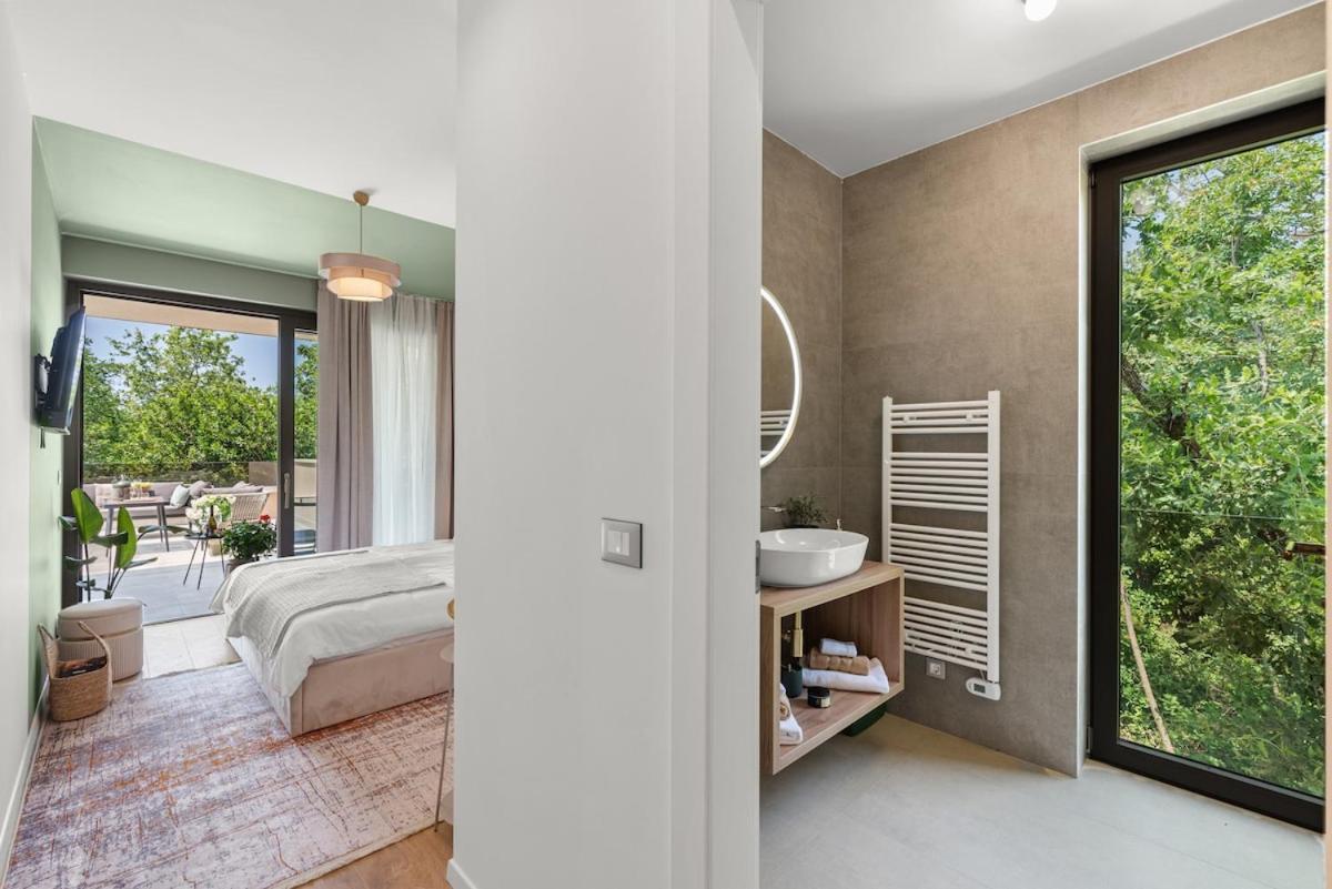 Luxury Forest With Heated Pool In Istria Villa *