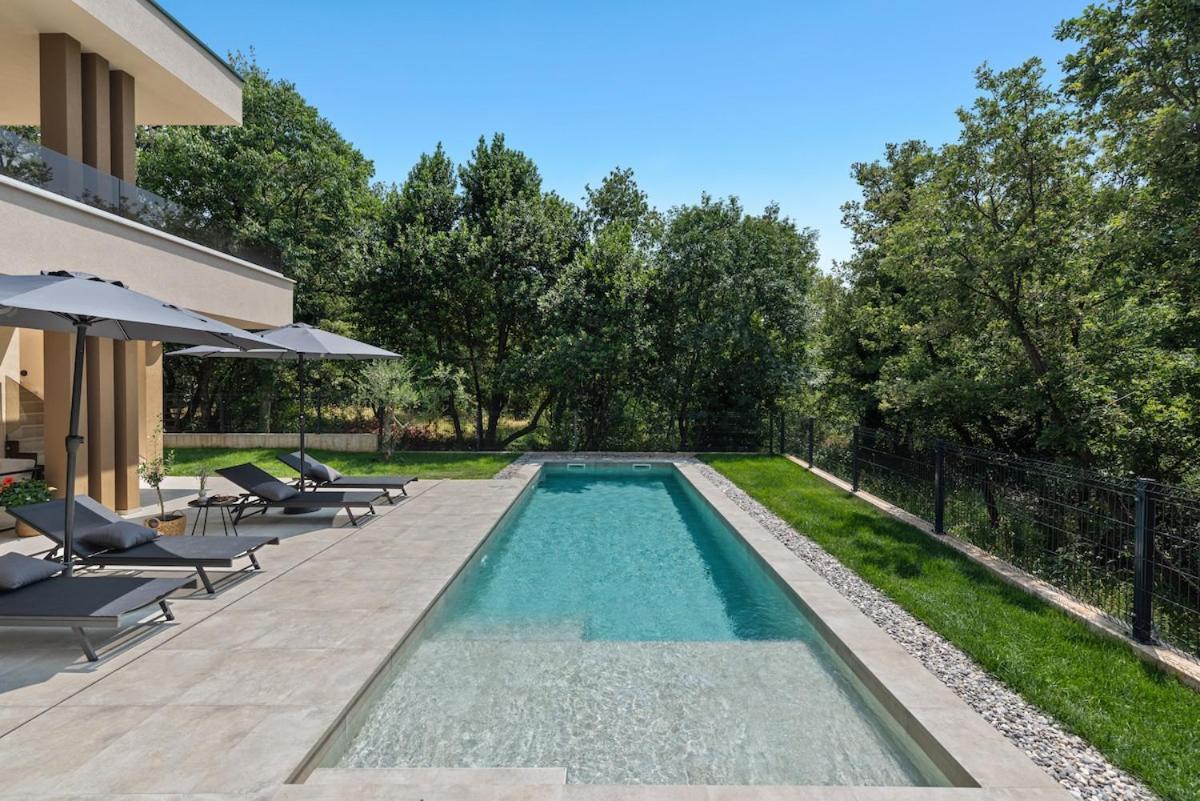Villa Luxury Forest With Heated Pool In Istria *